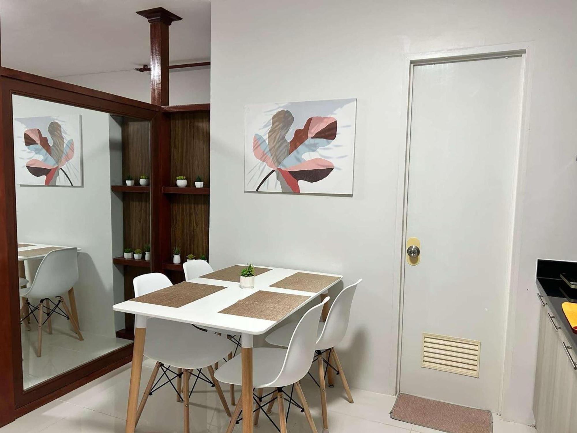 Condo Unit In Camella Manors Bacolod Eksteriør billede