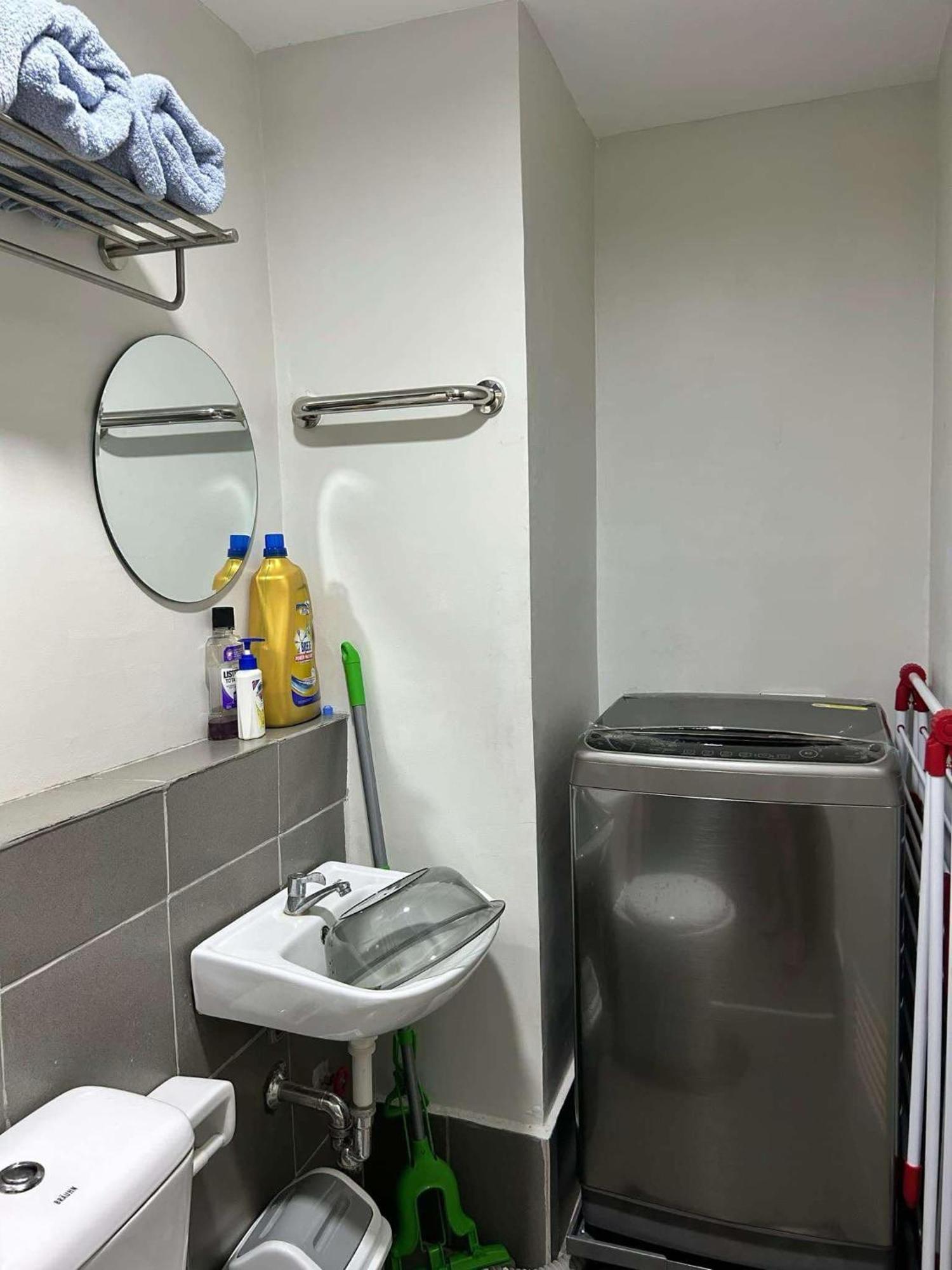 Condo Unit In Camella Manors Bacolod Eksteriør billede